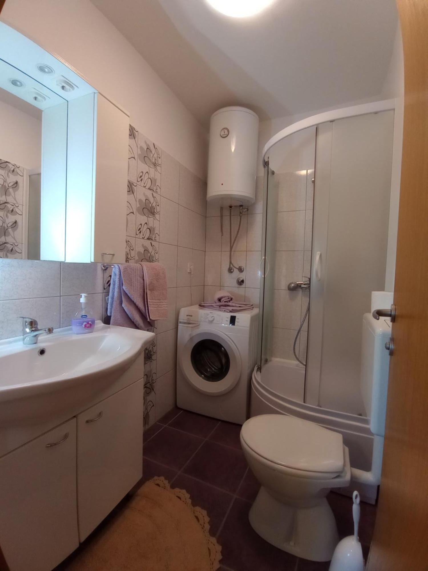 Apartman Kristina Vrbnik  Exteriör bild